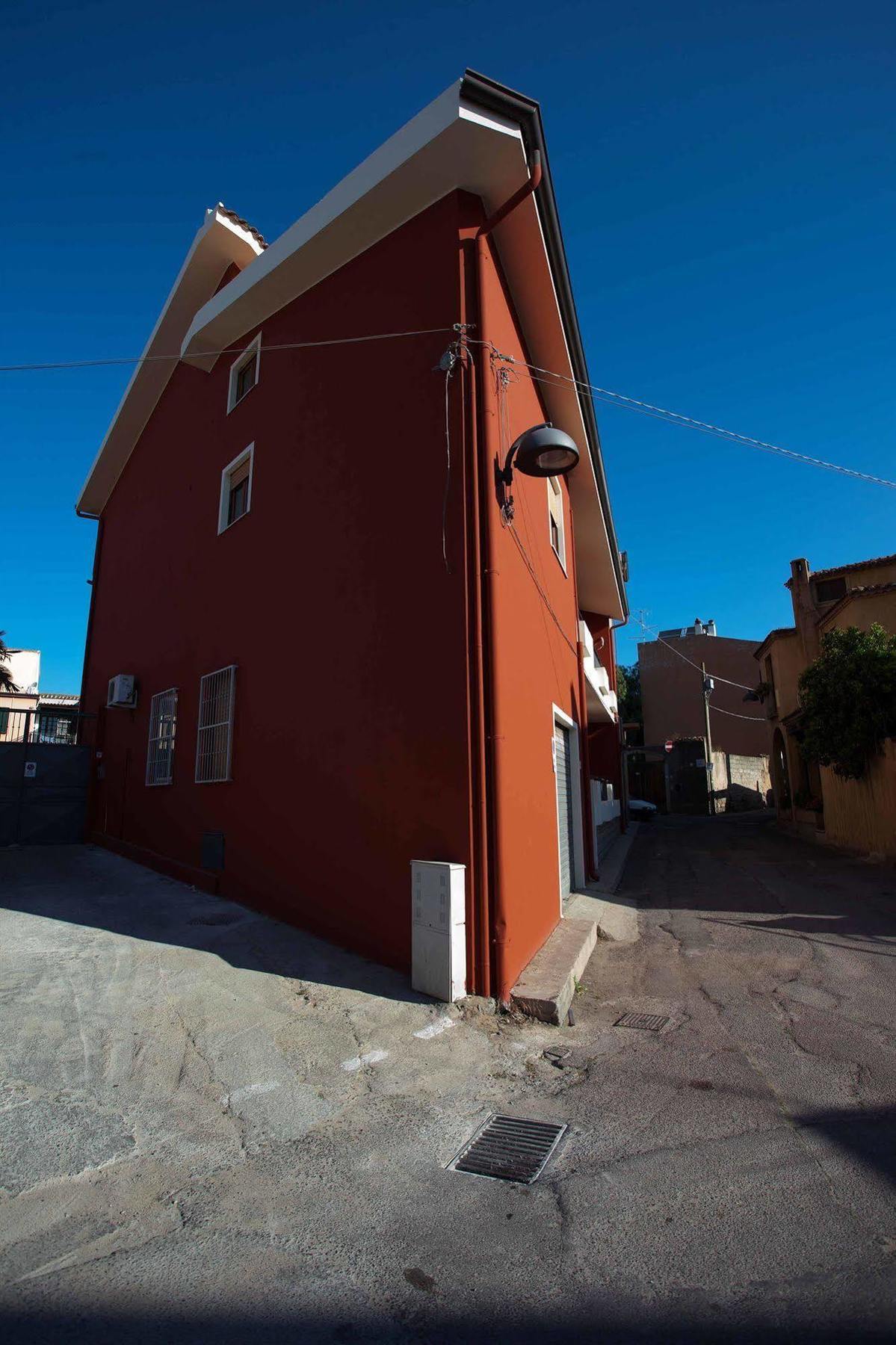 Locanda Degli Artisti Tortoli Exterior photo